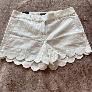 J Crew Factory scalloped short. White. Size 4. NWT.